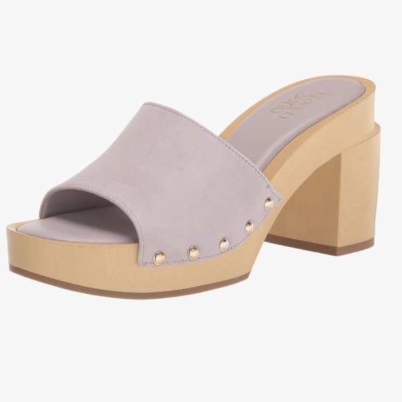 Franco Sarto Shoes - Woman's Franco Sarto Womens Capri 3 Clog Sandal in Soft Lilac size 8.5